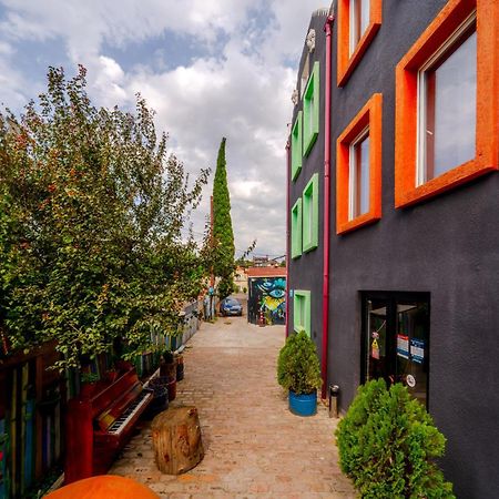 Hotel Tato & Coworking Space Tbilisi Luaran gambar
