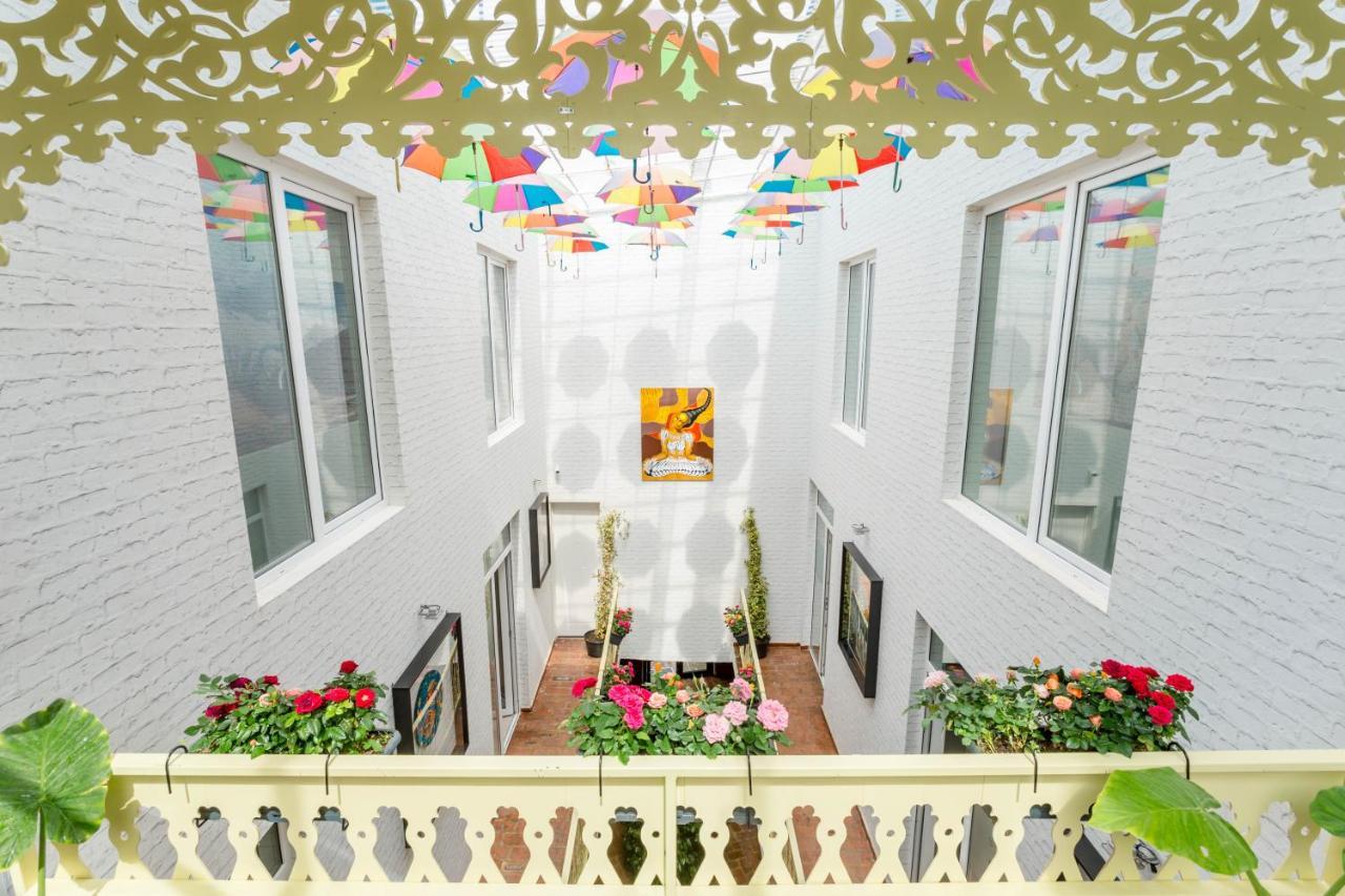 Hotel Tato & Coworking Space Tbilisi Luaran gambar