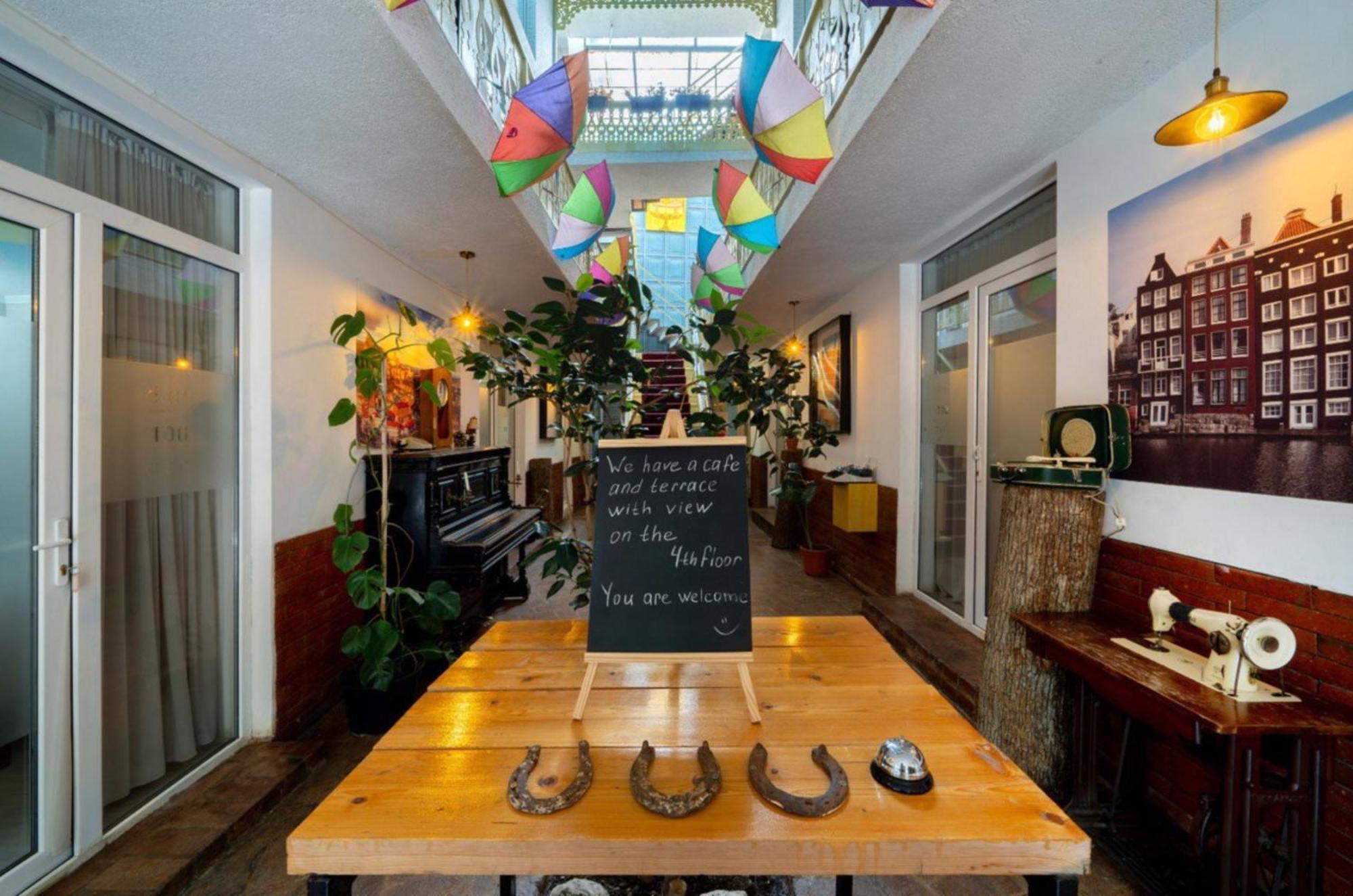 Hotel Tato & Coworking Space Tbilisi Luaran gambar