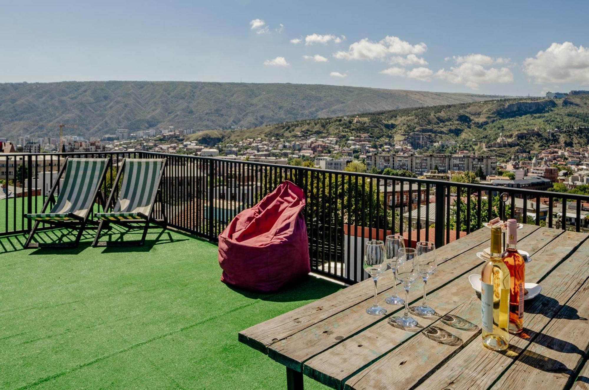 Hotel Tato & Coworking Space Tbilisi Luaran gambar