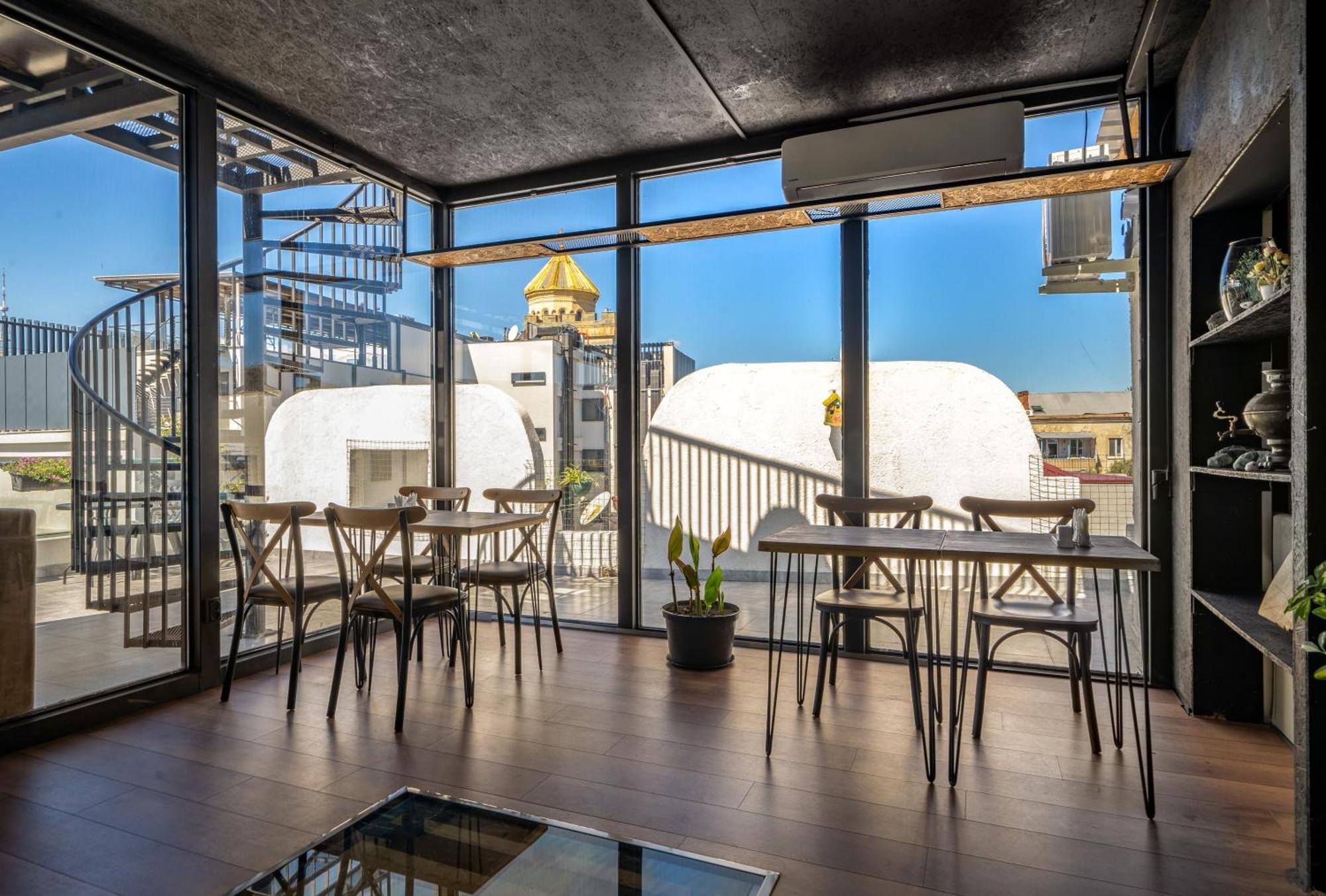 Hotel Tato & Coworking Space Tbilisi Luaran gambar