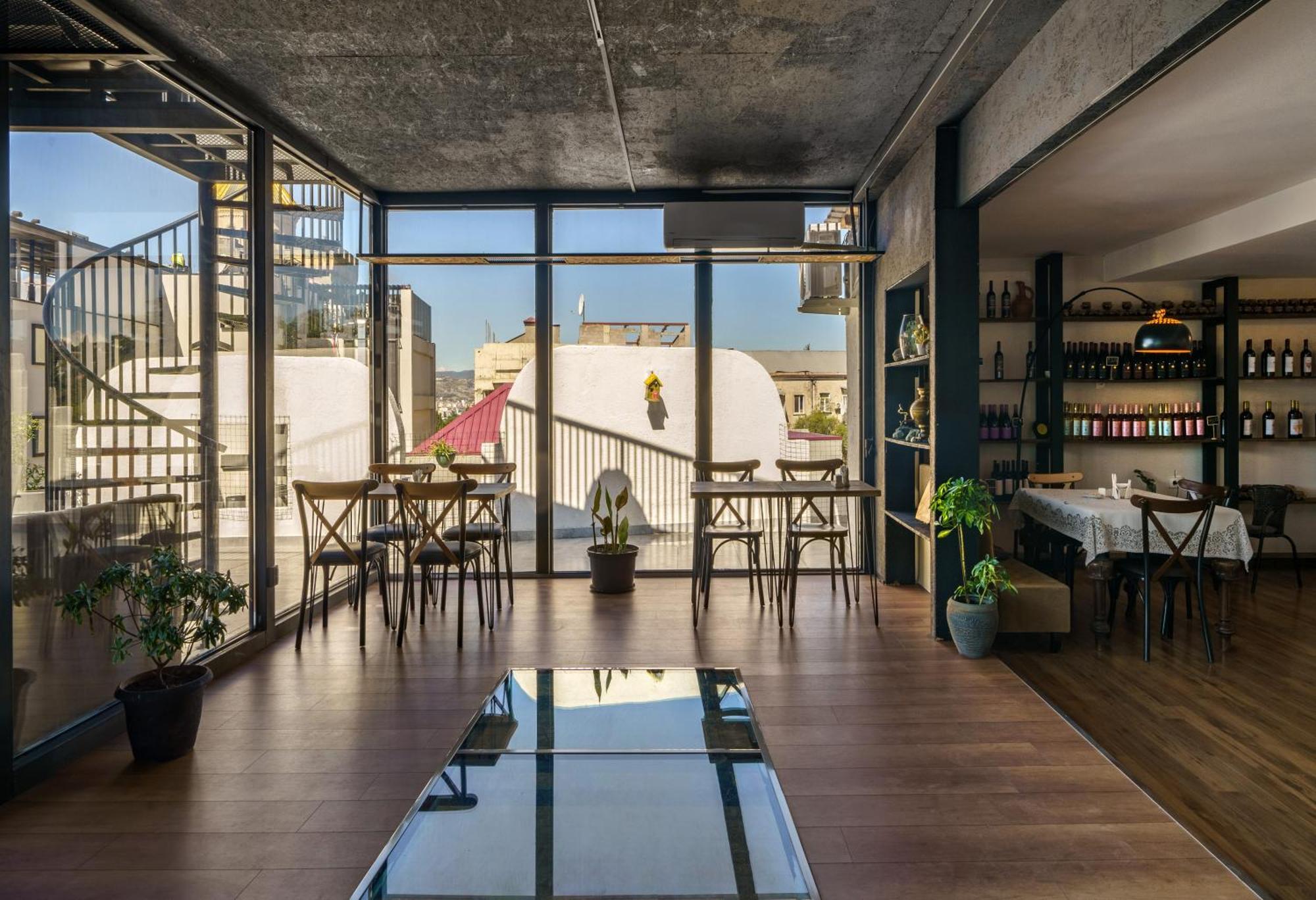 Hotel Tato & Coworking Space Tbilisi Luaran gambar