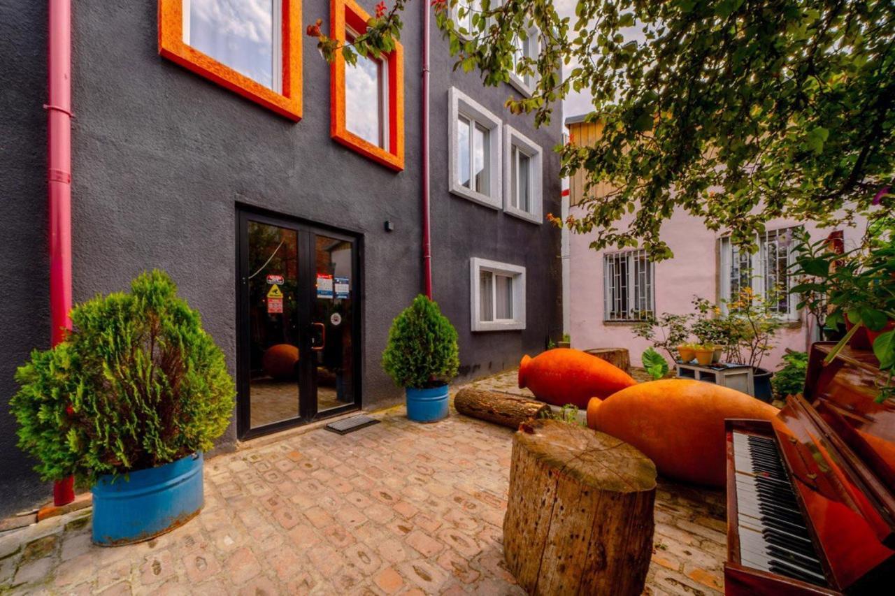 Hotel Tato & Coworking Space Tbilisi Luaran gambar